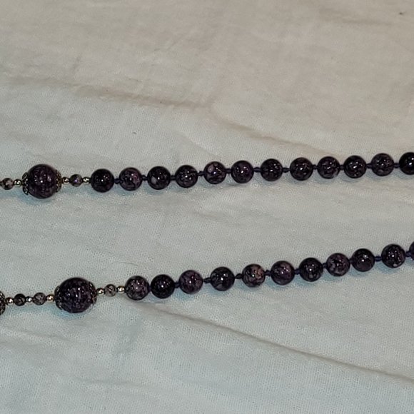 Vintage Beaded "Stone" Necklace - Picture 10 of 10